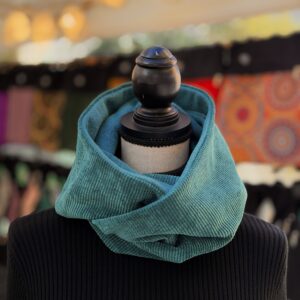 Cuello Doble Pana Turquesa